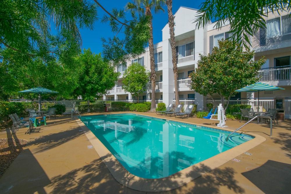 Quality Inn Placentia Anaheim Fullerton エクステリア 写真