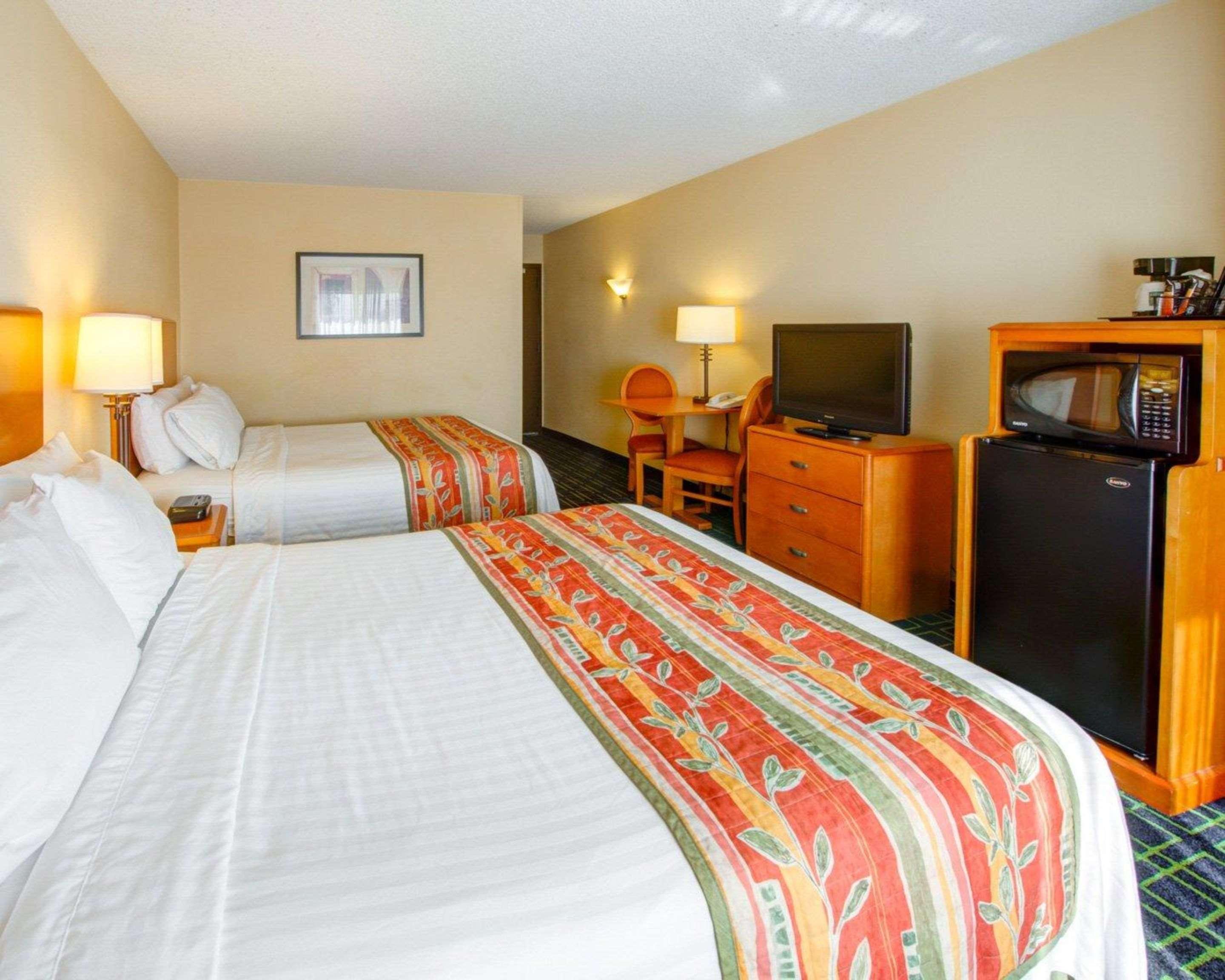 Quality Inn Placentia Anaheim Fullerton エクステリア 写真
